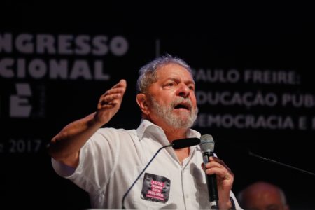 Lula discurso 450x300