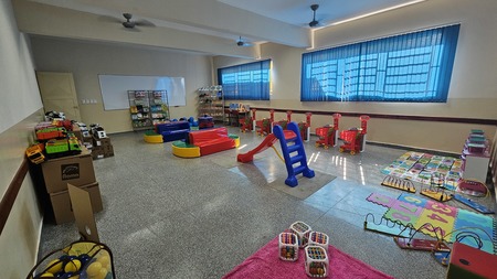 Left or right novas salas de aula na escola iracy da silva almeida